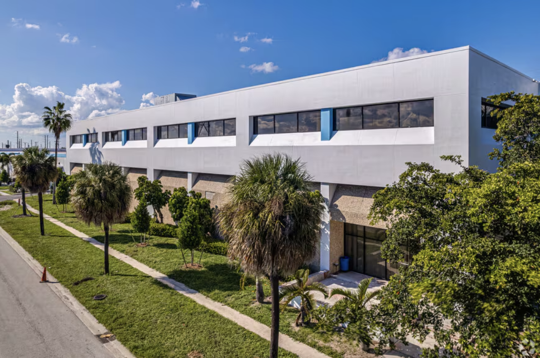 1601 Hill Avenue — view 3
