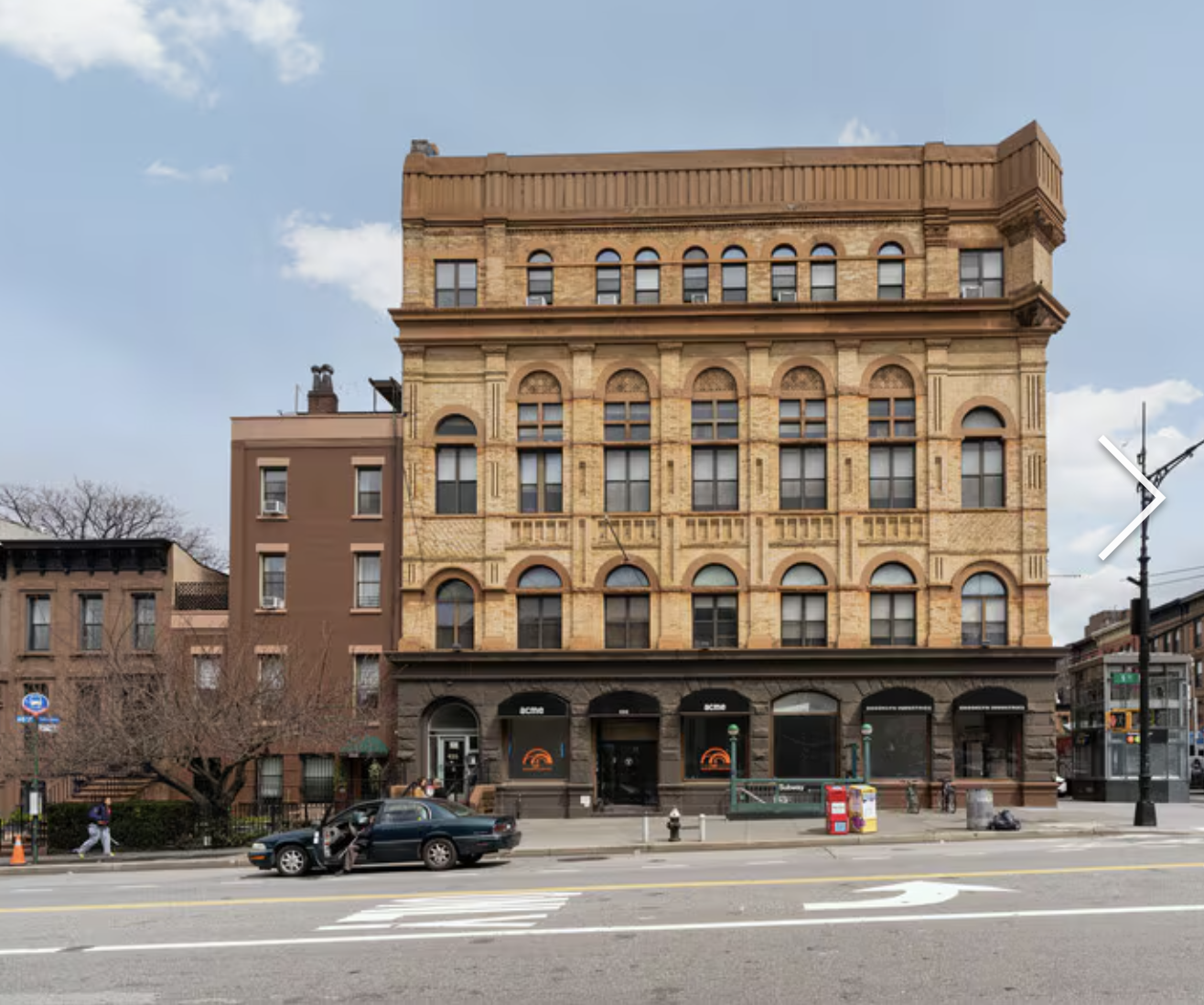 435 9th Street — view 1